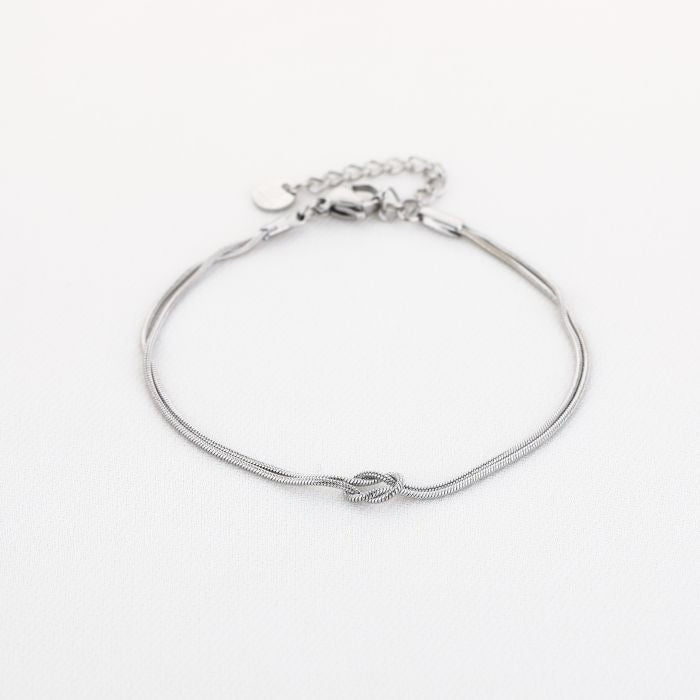 Armband met knoopje
